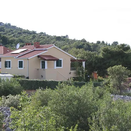 Tone & Marta Apartman *