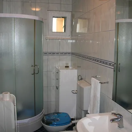 Tone & Marta Rogoznica