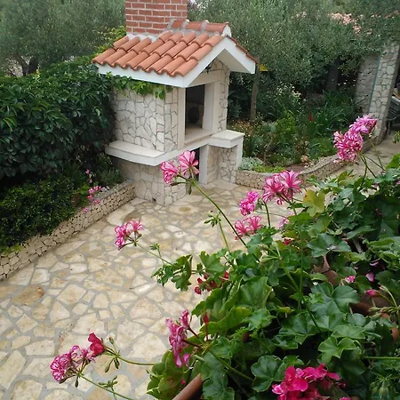 Tone & Marta Rogoznica (Sibenik-Knin)