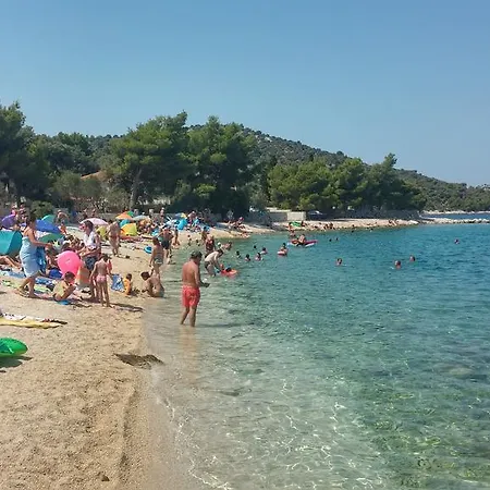 Tone & Marta Apartman Rogoznica