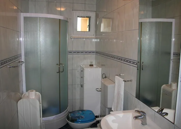 Tone & Marta Rogoznica (Sibenik-Knin)